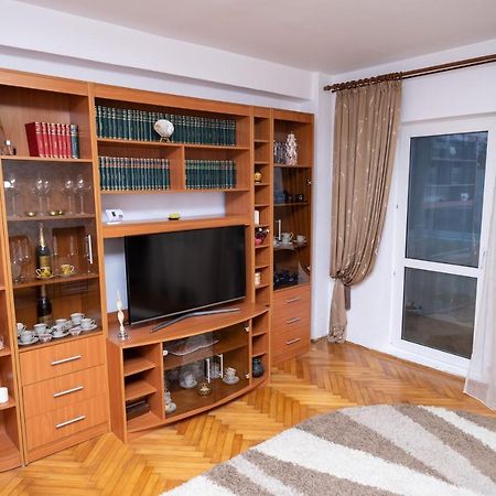 Stella'S Cozy Home Balotesti Eksteriør bilde
