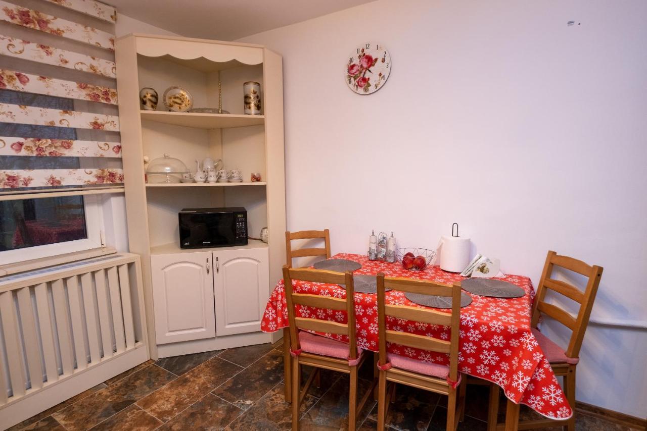 Stella'S Cozy Home Balotesti Eksteriør bilde
